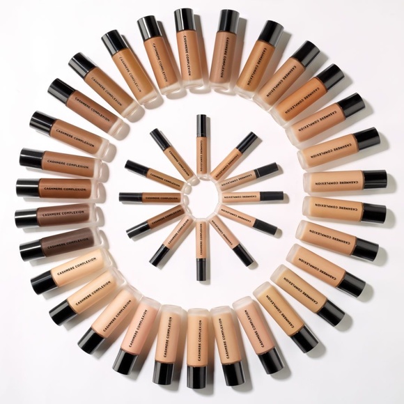 NEW Avon Foundation, Shade Sample, Medium - Tan - Picture 6 of 8